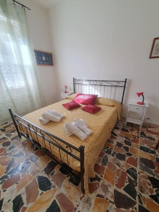 Casa Indipendente Zona Centrale ลามัดดาเลนา ภายนอก รูปภาพ